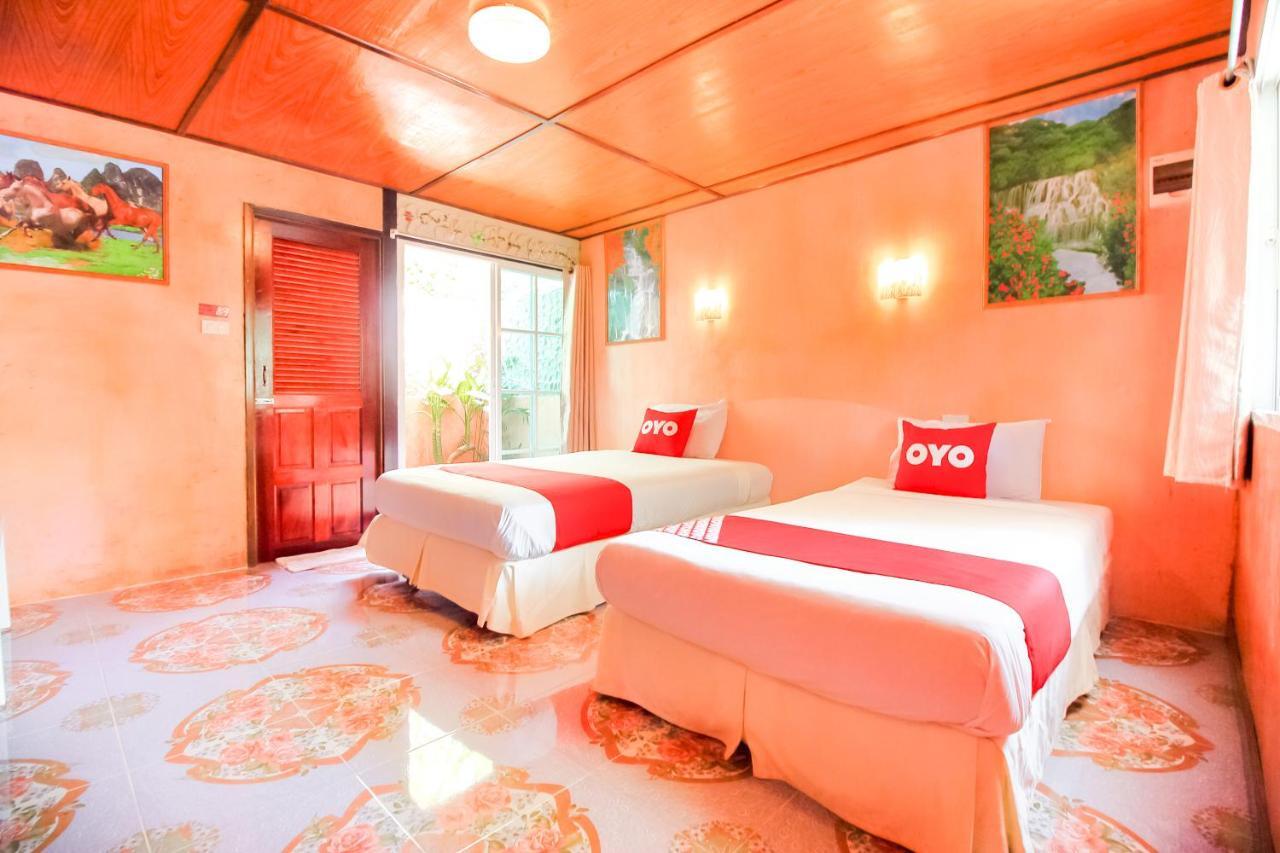 Oyo 354 Ton Hom Resort & Villa HHQ Extérieur photo