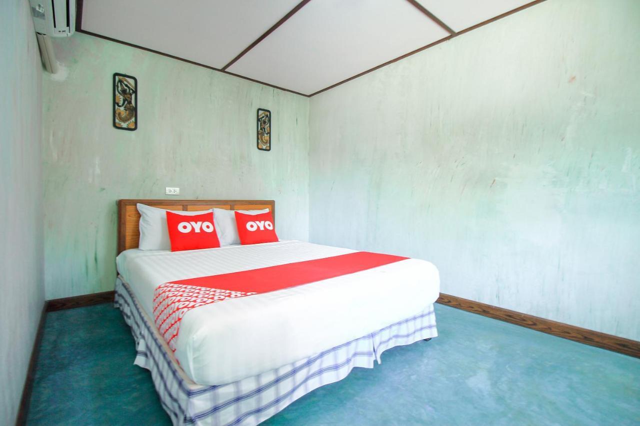 Oyo 354 Ton Hom Resort & Villa HHQ Extérieur photo
